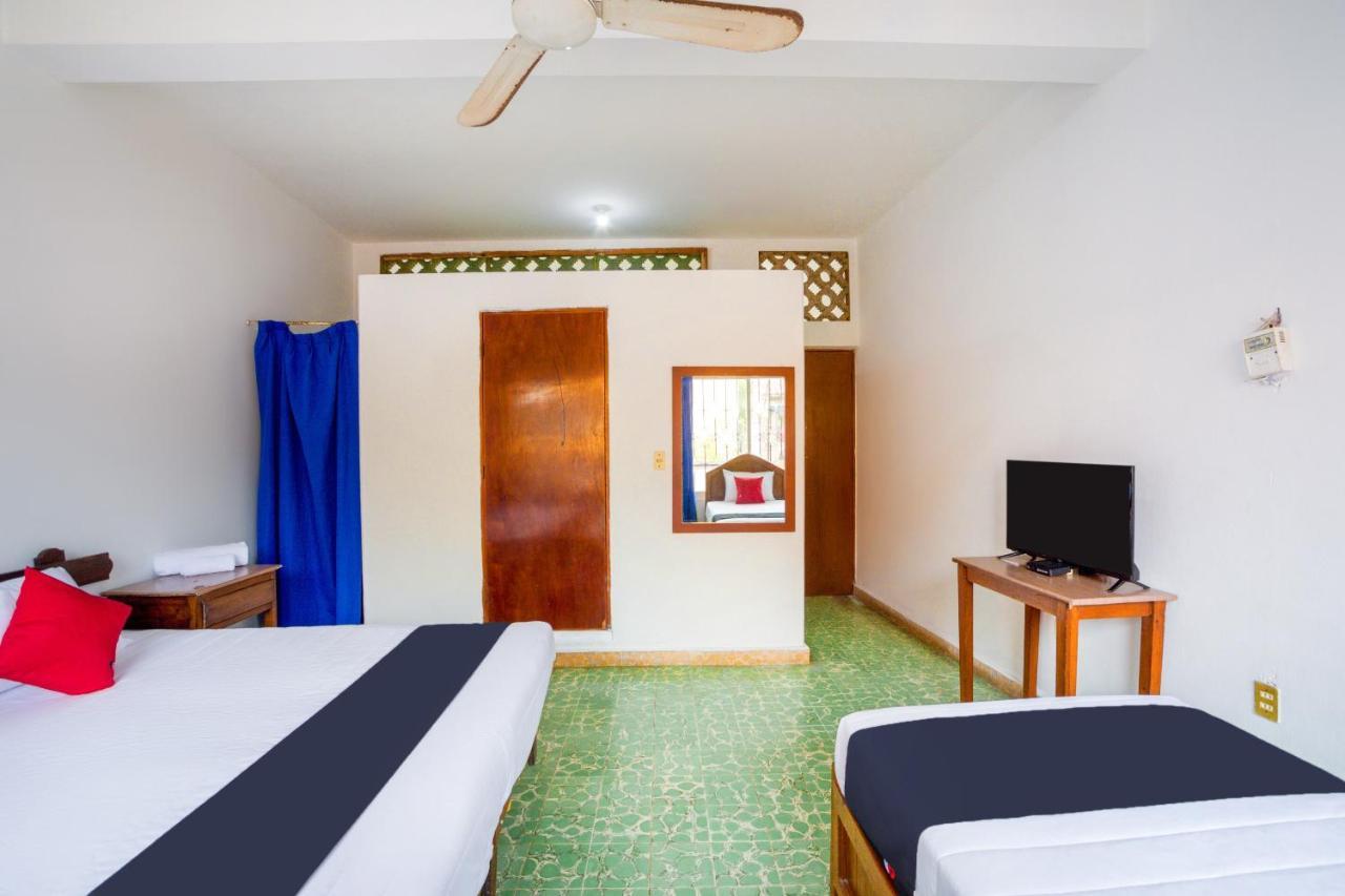 Adelita Hotel 3*